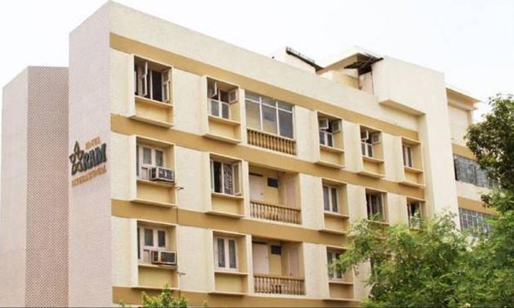 Hotel Ram International Pondicherry Ngoại thất bức ảnh
